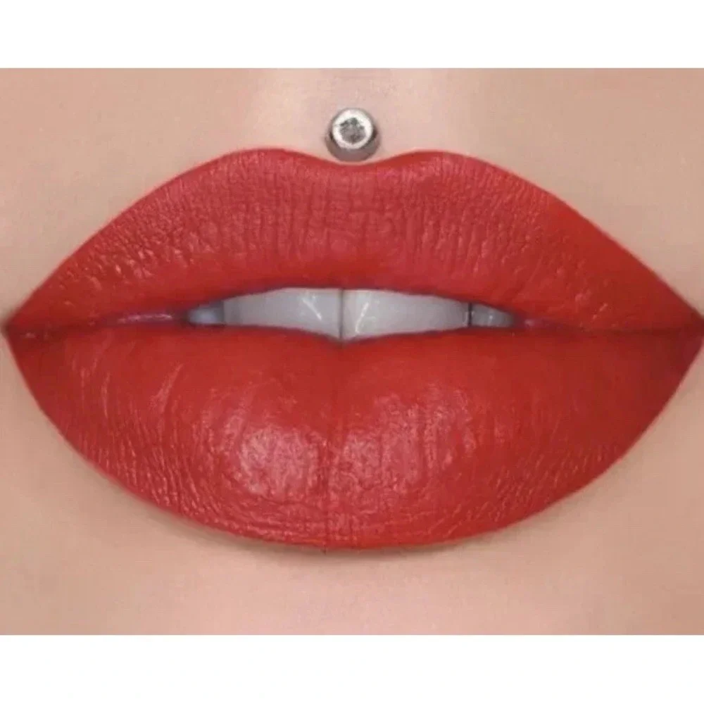 JEFFREE STAR Velvet Trap  Lipstick Shade in‎  Confessional Discontinued
